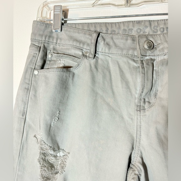 ARTICLES OF SOCIETY Grey Distressed Boyfriend Jeans - Picture 10 of 11